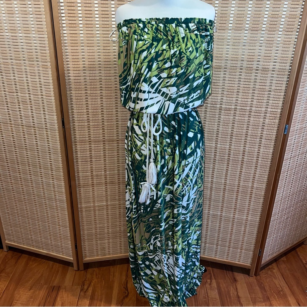 Blooming Rose Green Leaf Print Strapless Maxi Dress